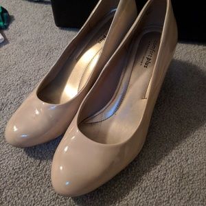 Comfort plus nude heels size 9